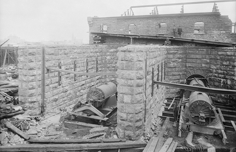 Ruins after the Great Ottawa-Hull Fire of 1900. Photo credit: Topley Studio / Library and Archives Canada.