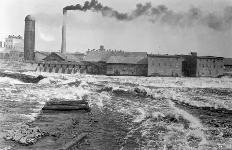 Undated photo of Chaudière Falls with the Booth buildings seen on the right.